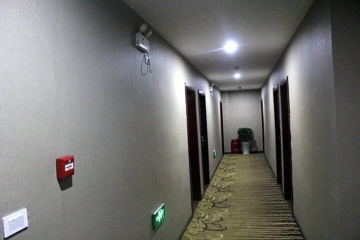 Wudangshan Jianpuzhai Hotel Danjiangkou Exteriér fotografie