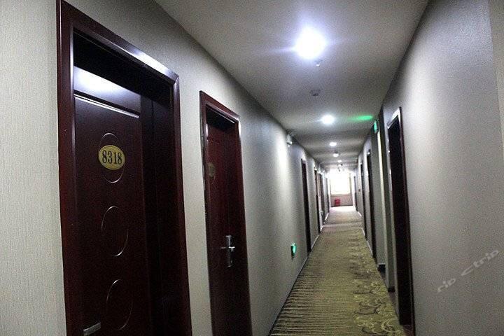 Wudangshan Jianpuzhai Hotel Danjiangkou Exteriér fotografie
